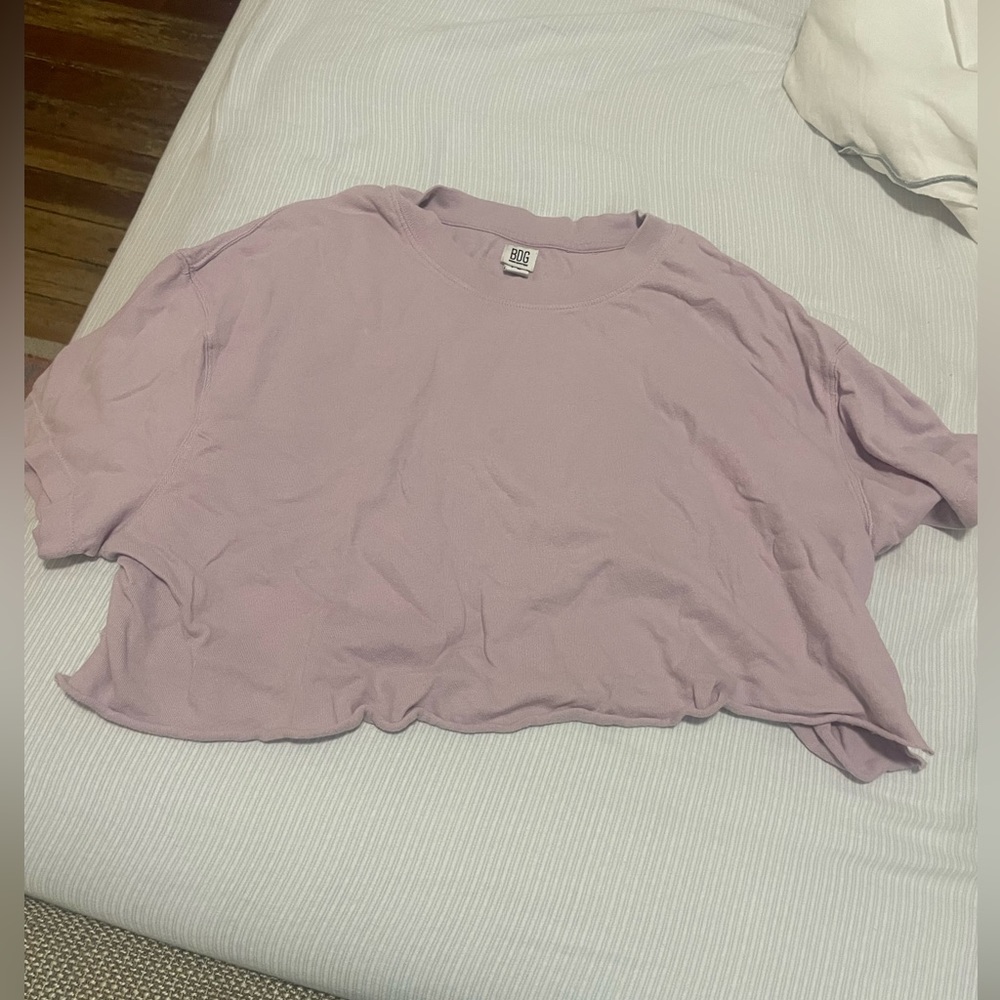 Lavender cropped UrbanOutfitters shirt